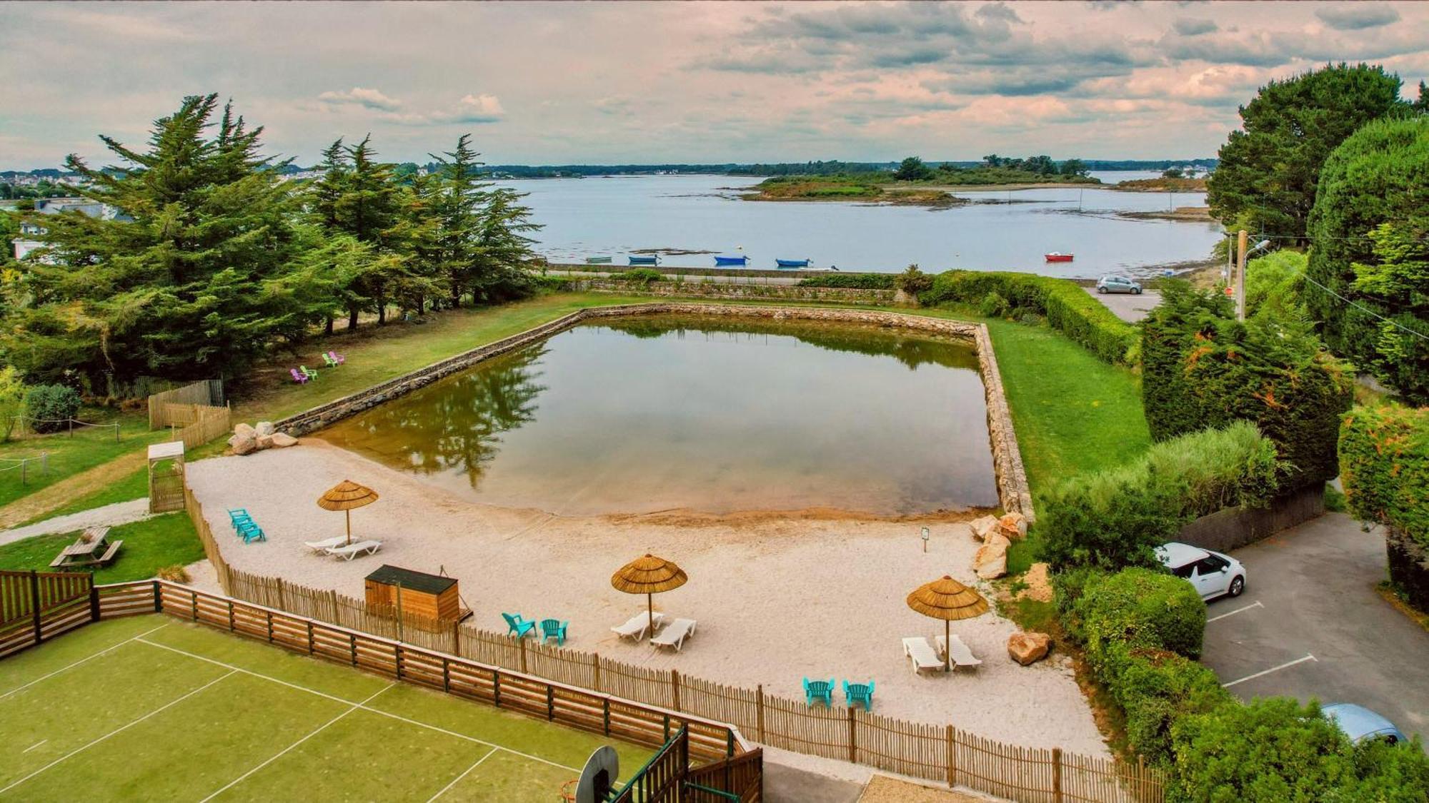 Camping Paradis Le Moulin Des Oies Belz Exterior photo